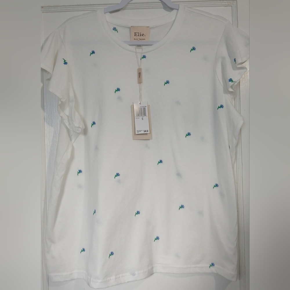 NWT Elie Tahari 1X Tee Shirt With Blue Floral Embroidery